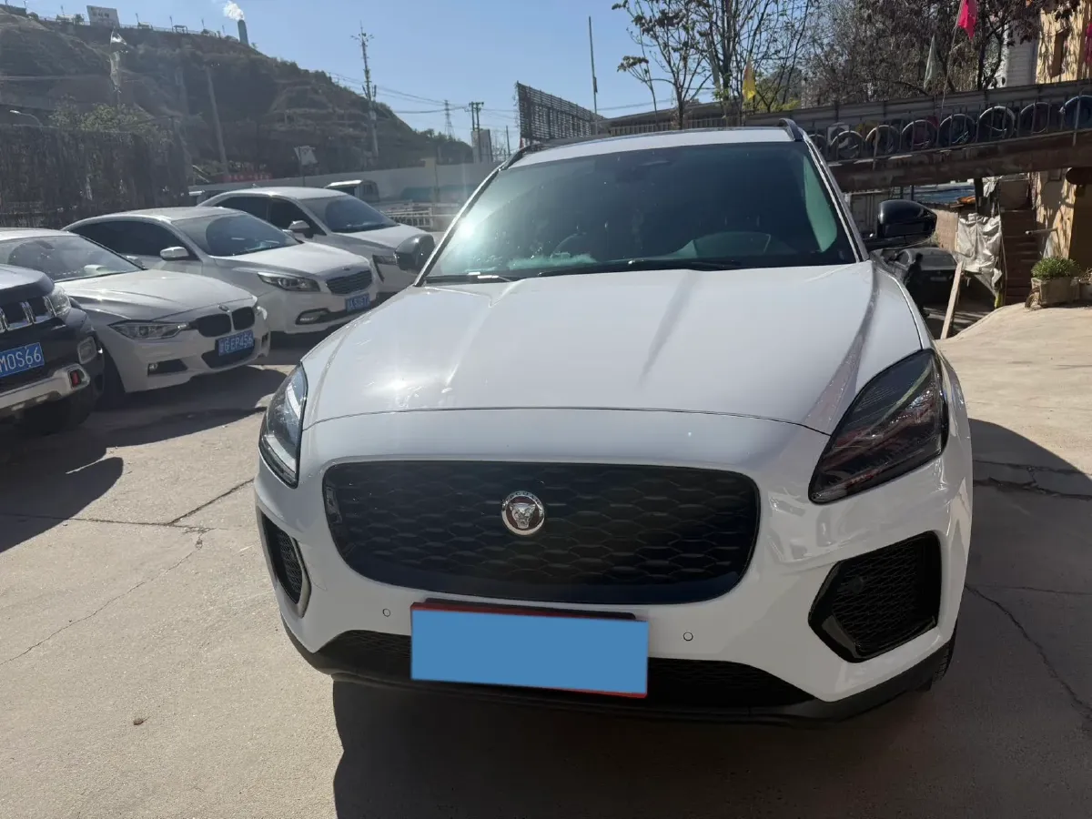 2024 Jaguar E-PACE 2.0T 249HP L4 9AT,autocango,china used car exporter,china ev exporter,chinese used car exporter,chinese used ev exporter