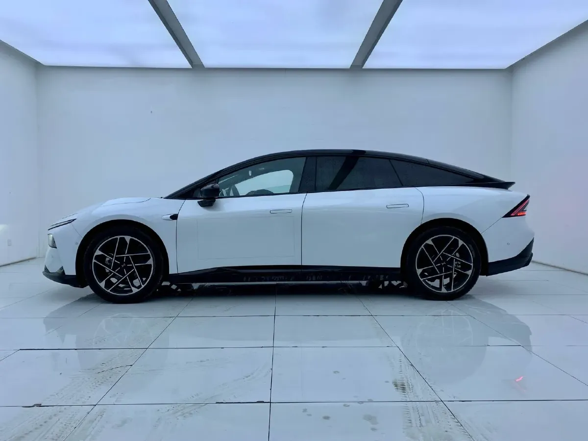 2024 Xpeng P7+ BEV 60.7KWH,autocango,china used car exporter,china ev exporter,chinese used car exporter,chinese used ev exporter