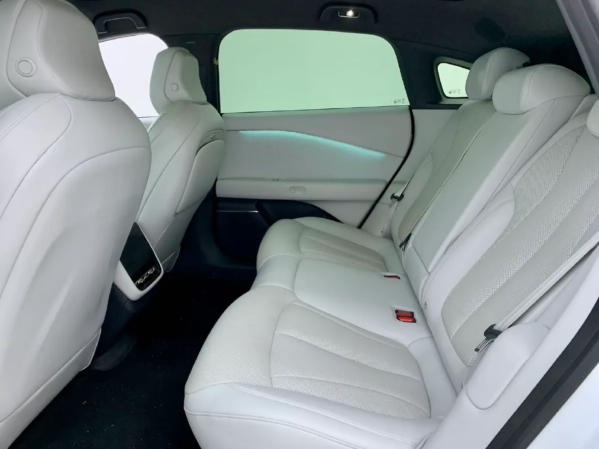 2024 Xpeng P7+ BEV 60.7KWH,autocango,china used car exporter,china ev exporter,chinese used car exporter,chinese used ev exporter