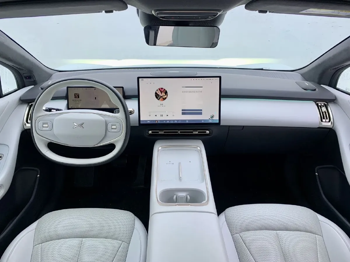 2024 Xpeng P7+ BEV 60.7KWH,autocango,china used car exporter,china ev exporter,chinese used car exporter,chinese used ev exporter