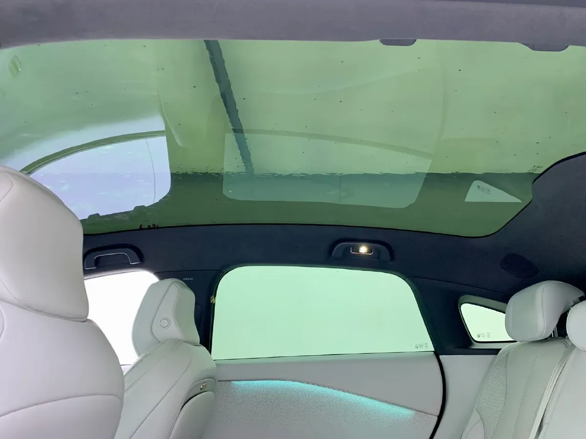 2024 Xpeng P7+ BEV 60.7KWH,autocango,china used car exporter,china ev exporter,chinese used car exporter,chinese used ev exporter