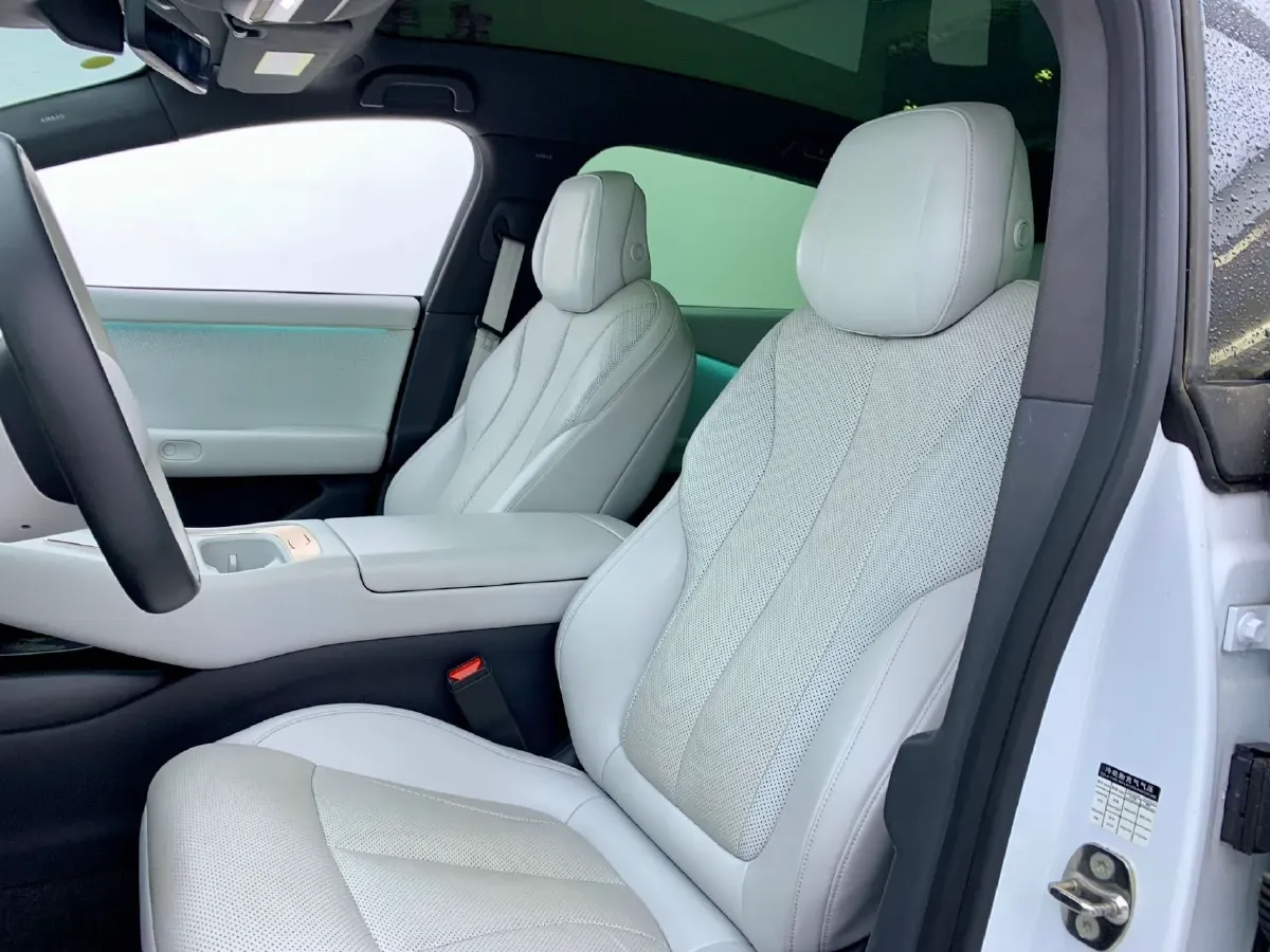 2024 Xpeng P7+ BEV 60.7KWH,autocango,china used car exporter,china ev exporter,chinese used car exporter,chinese used ev exporter