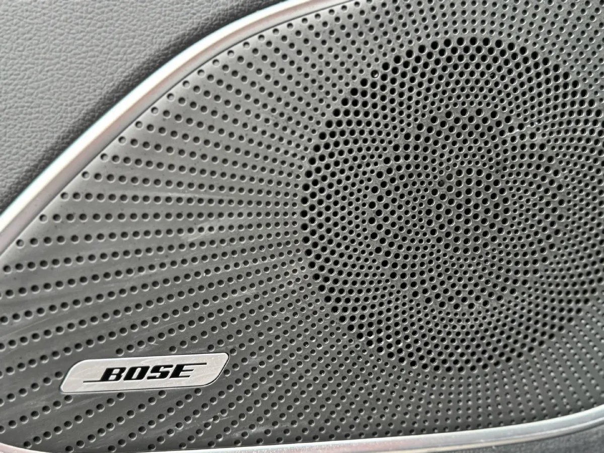 2023 HongQi HS5 2.0T 252HP L4 8AT,autocango,china used car exporter,china ev exporter,chinese used car exporter,chinese used ev exporter