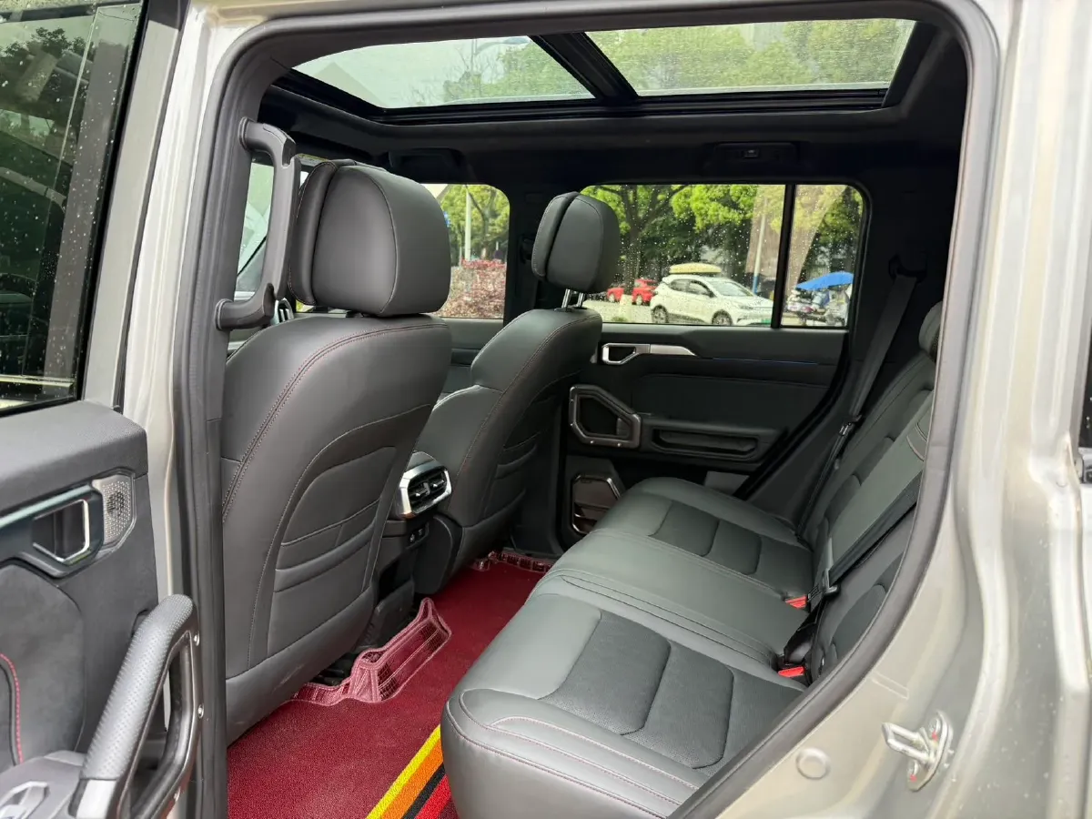 2023 Jetour Traveller 2.0T 254HP L4 7DCT,autocango,china used car exporter,china ev exporter,chinese used car exporter,chinese used ev exporter