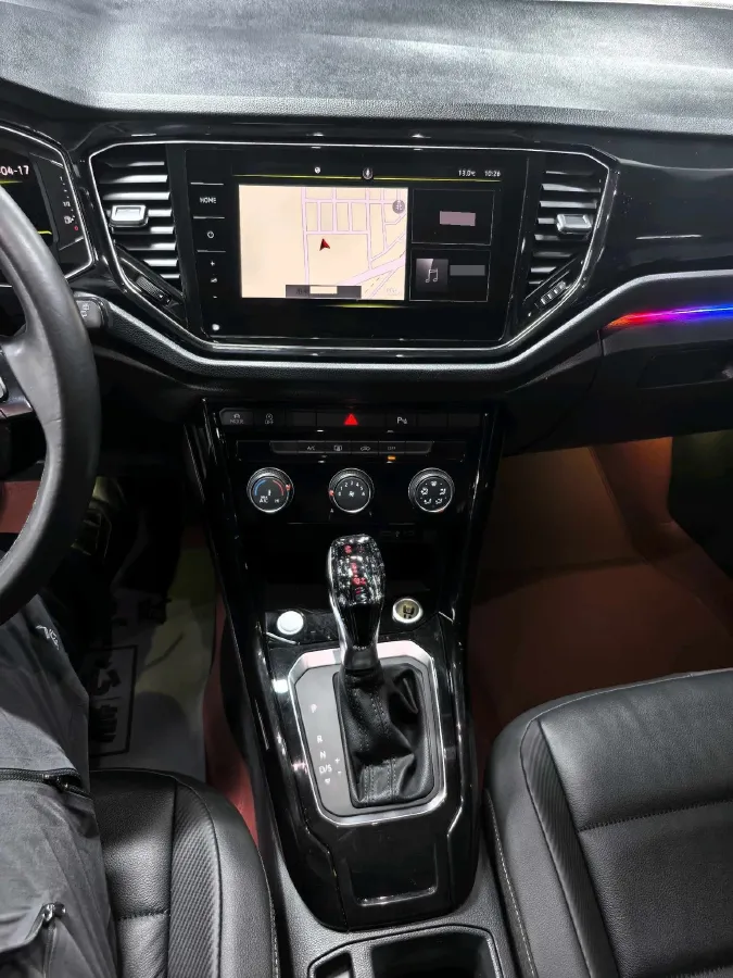 2021 Volkswagen T-Roc 1.4T 150HP L4 7DCT,autocango,china used car exporter,china ev exporter,chinese used car exporter,chinese used ev exporter