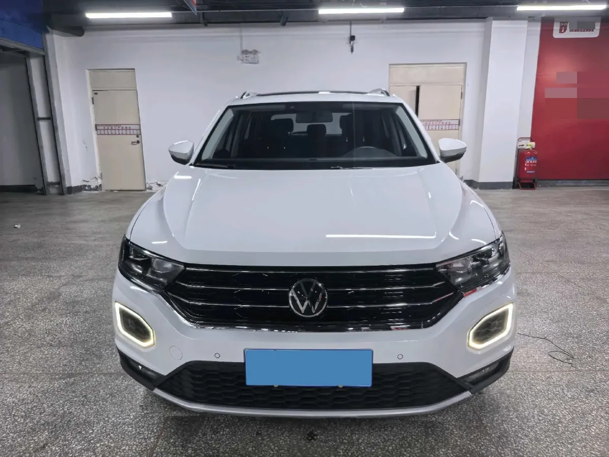 2021 Volkswagen T-Roc 1.4T 150HP L4 7DCT,autocango,china used car exporter,china ev exporter,chinese used car exporter,chinese used ev exporter