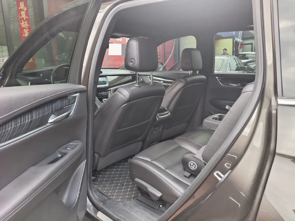 2021 Cadillac XT6 2.0T 237HP L4 9AT,autocango,china used car exporter,china ev exporter,chinese used car exporter,chinese used ev exporter