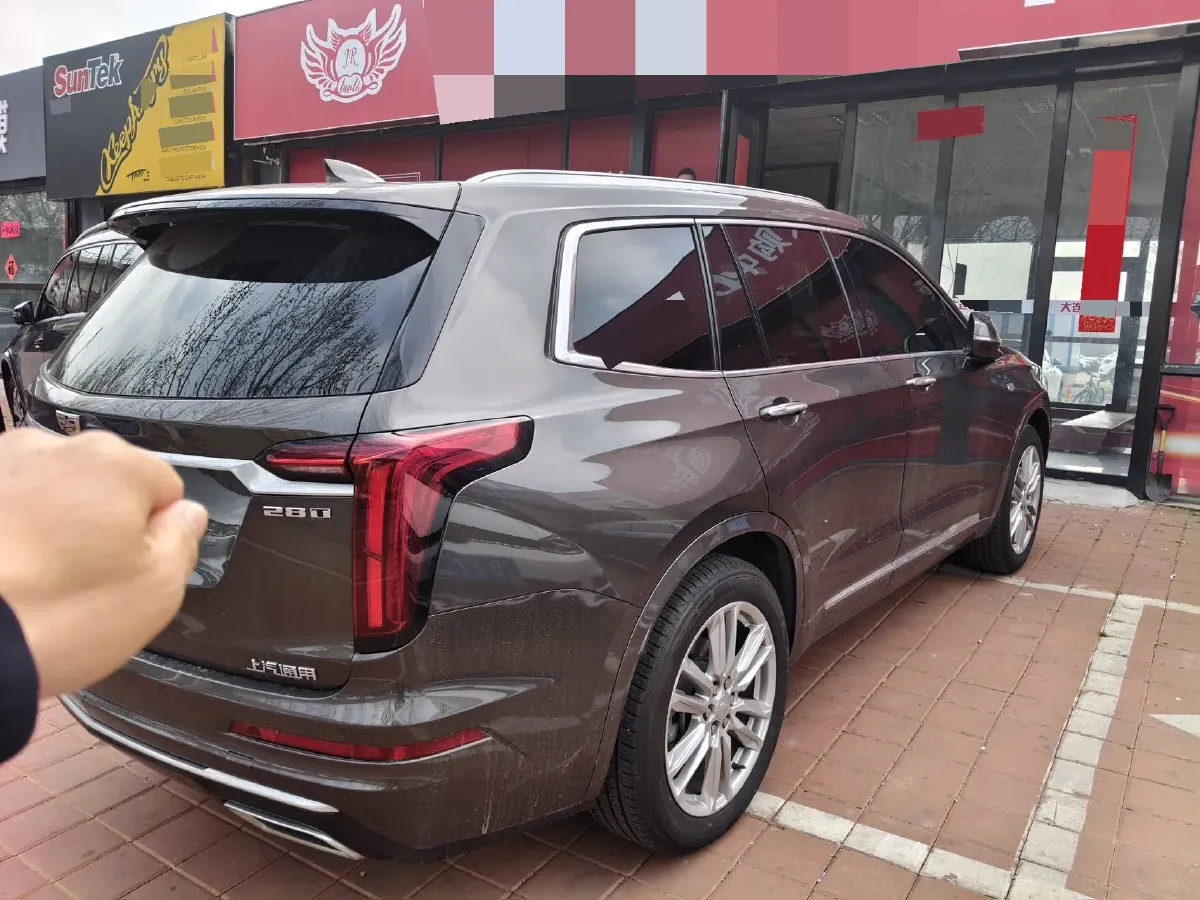 2021 Cadillac XT6 2.0T 237HP L4 9AT,autocango,china used car exporter,china ev exporter,chinese used car exporter,chinese used ev exporter