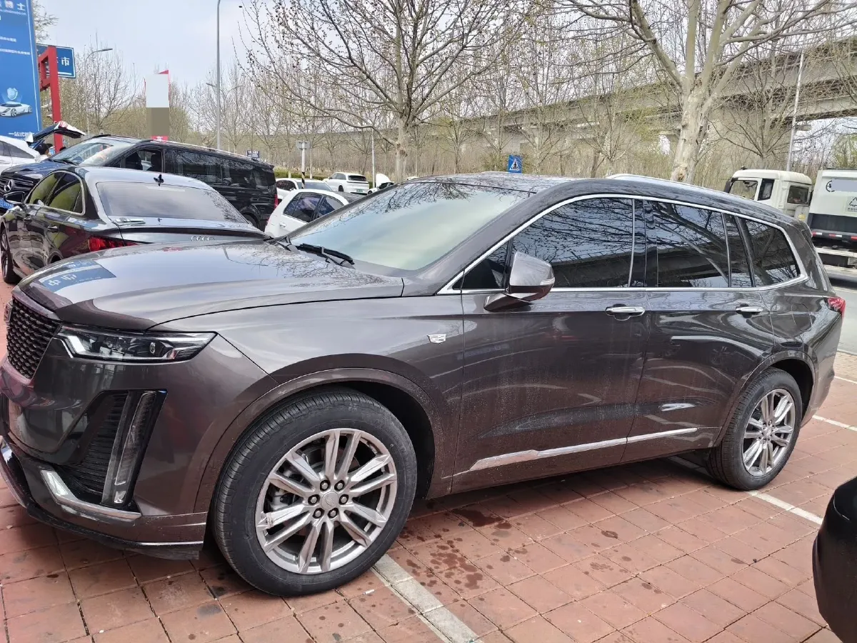 2021 Cadillac XT6 2.0T 237HP L4 9AT,autocango,china used car exporter,china ev exporter,chinese used car exporter,chinese used ev exporter
