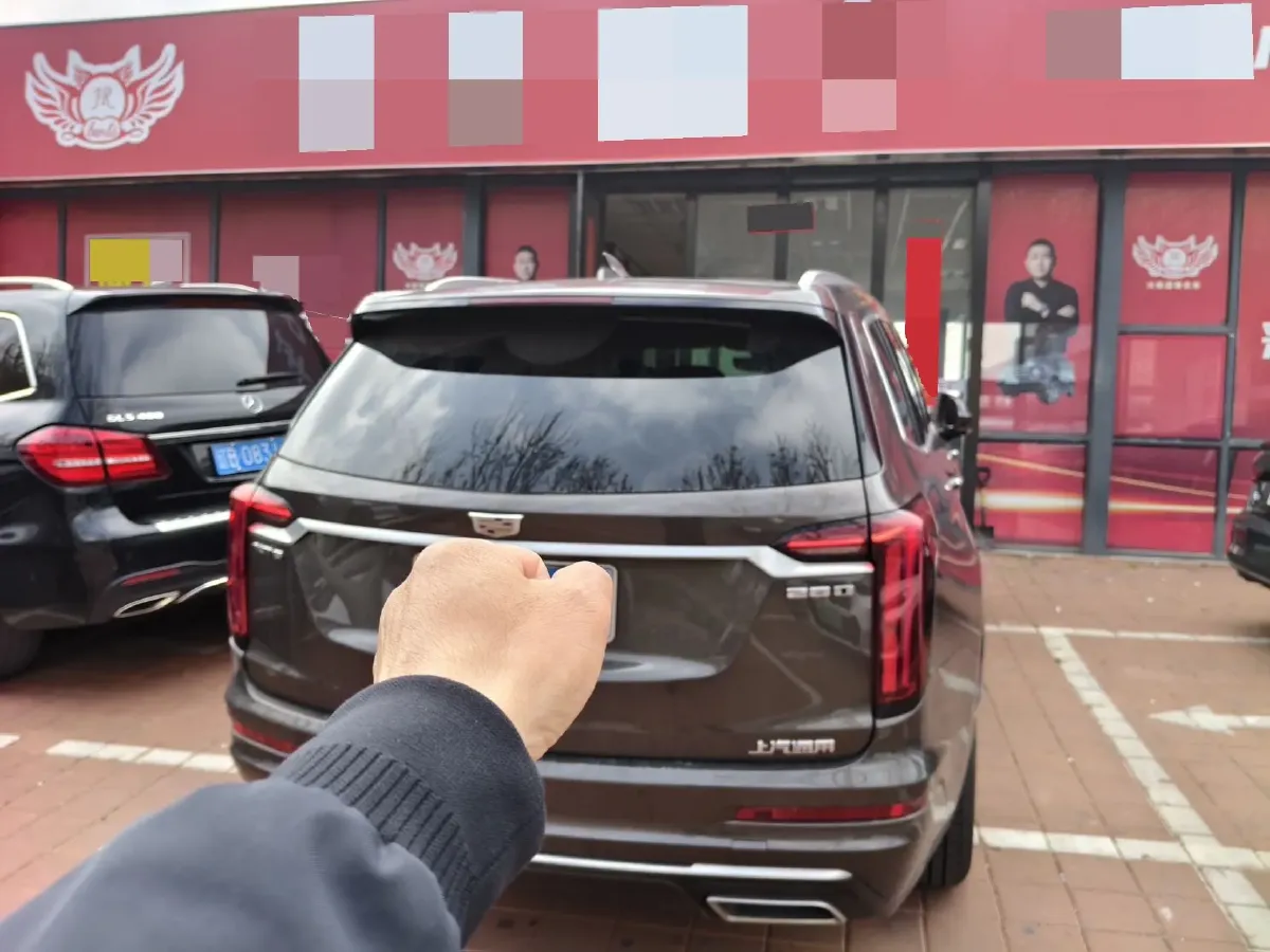 2021 Cadillac XT6 2.0T 237HP L4 9AT,autocango,china used car exporter,china ev exporter,chinese used car exporter,chinese used ev exporter