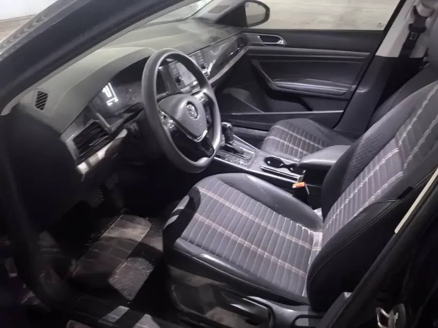 2018 Skoda Karoq 1.4T 150HP L4 7DCT,autocango,china used car exporter,china ev exporter,chinese used car exporter,chinese used ev exporter