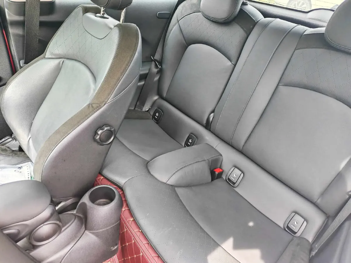 2020 MINI MINI 1.5T 136HP L3 7DCT,autocango,china used car exporter,china ev exporter,chinese used car exporter,chinese used ev exporter