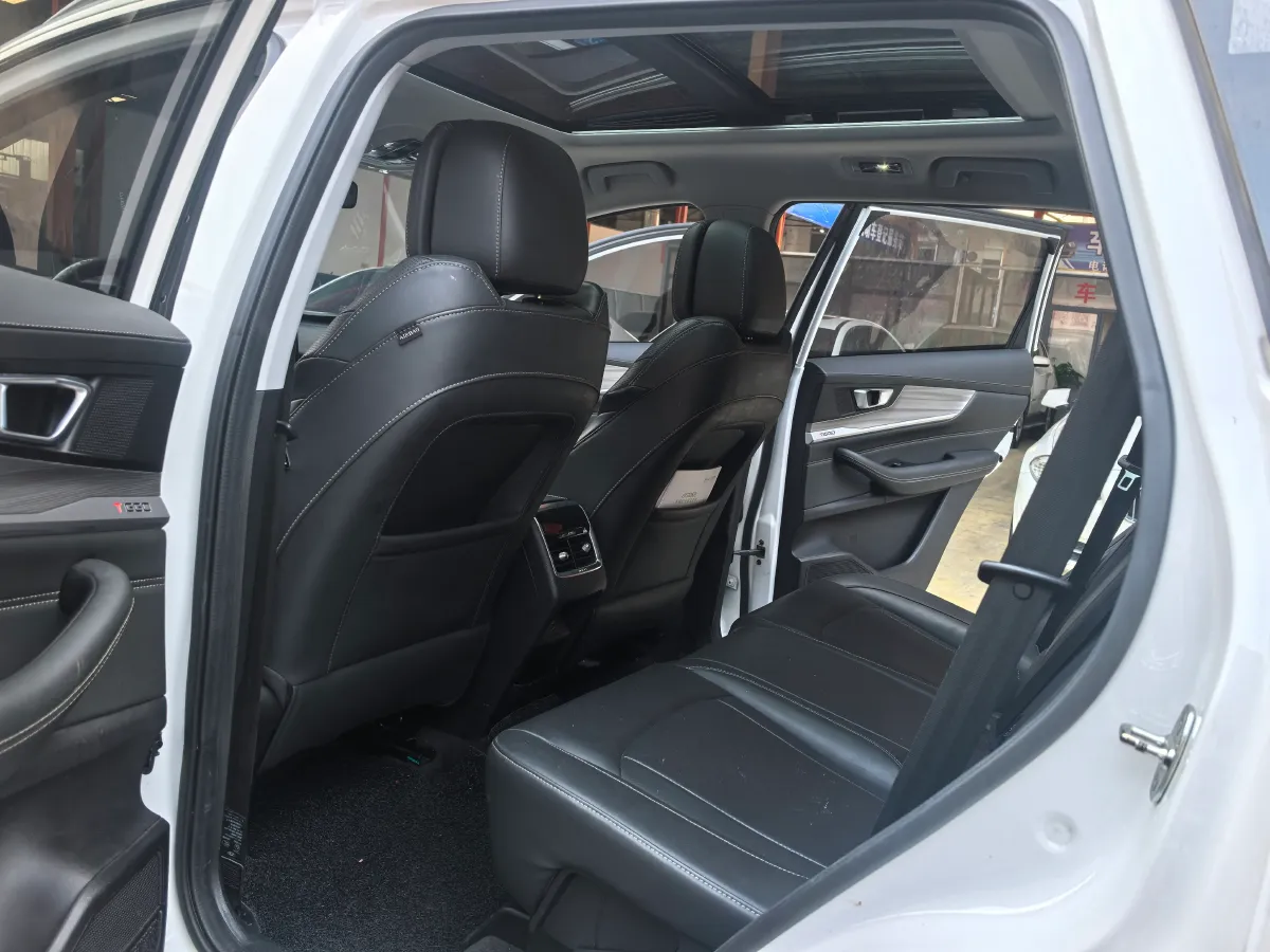 2021 Chery Tiggo 8 1.6T 197HP L4 7DCT,autocango,china used car exporter,china ev exporter,chinese used car exporter,chinese used ev exporter