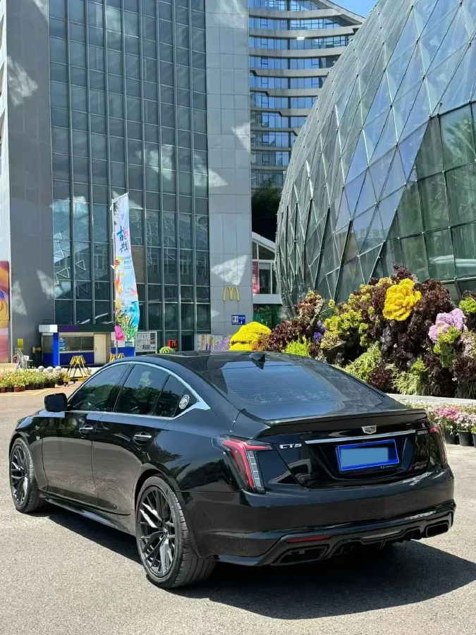 2021 Cadillac CT5 2.0T 237HP L4 10AT,autocango,china used car exporter,china ev exporter,chinese used car exporter,chinese used ev exporter