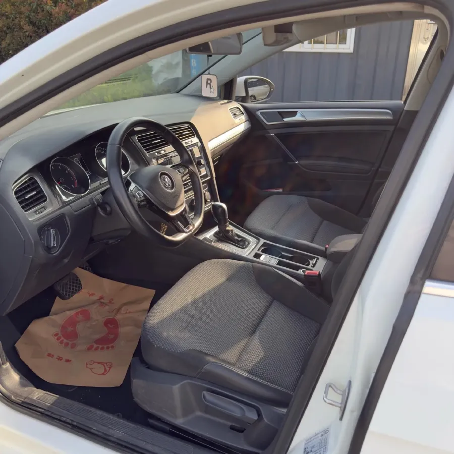 2018 Volkswagen Golf 1.6L 110HP L4 6AT,autocango,china used car exporter,china ev exporter,chinese used car exporter,chinese used ev exporter