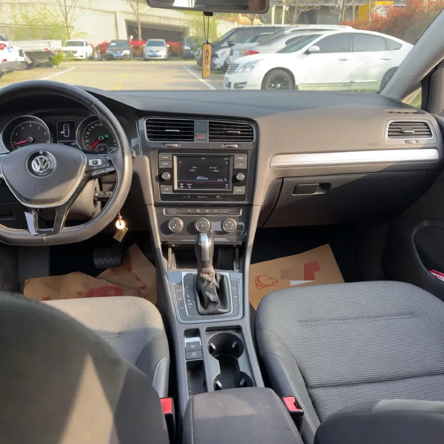 2018 Volkswagen Golf 1.6L 110HP L4 6AT,autocango,china used car exporter,china ev exporter,chinese used car exporter,chinese used ev exporter