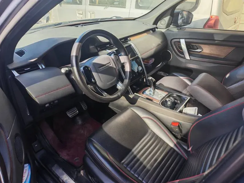 2020 Land Rover Discovery Sport 2.0T 249HP L4 9AT,autocango,china used car exporter,china ev exporter,chinese used car exporter,chinese used ev exporter