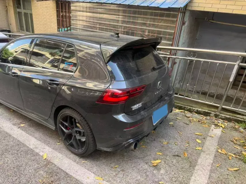 2021 Volkswagen GolfGTI 2.0T 220HP L4 7DCT,autocango,china used car exporter,china ev exporter,chinese used car exporter,chinese used ev exporter