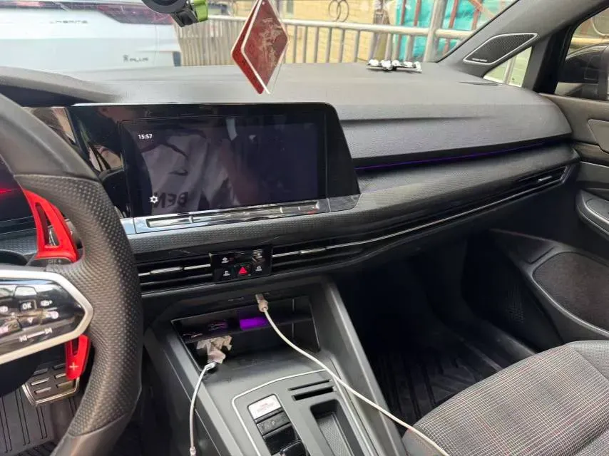 2021 Volkswagen GolfGTI 2.0T 220HP L4 7DCT,autocango,china used car exporter,china ev exporter,chinese used car exporter,chinese used ev exporter