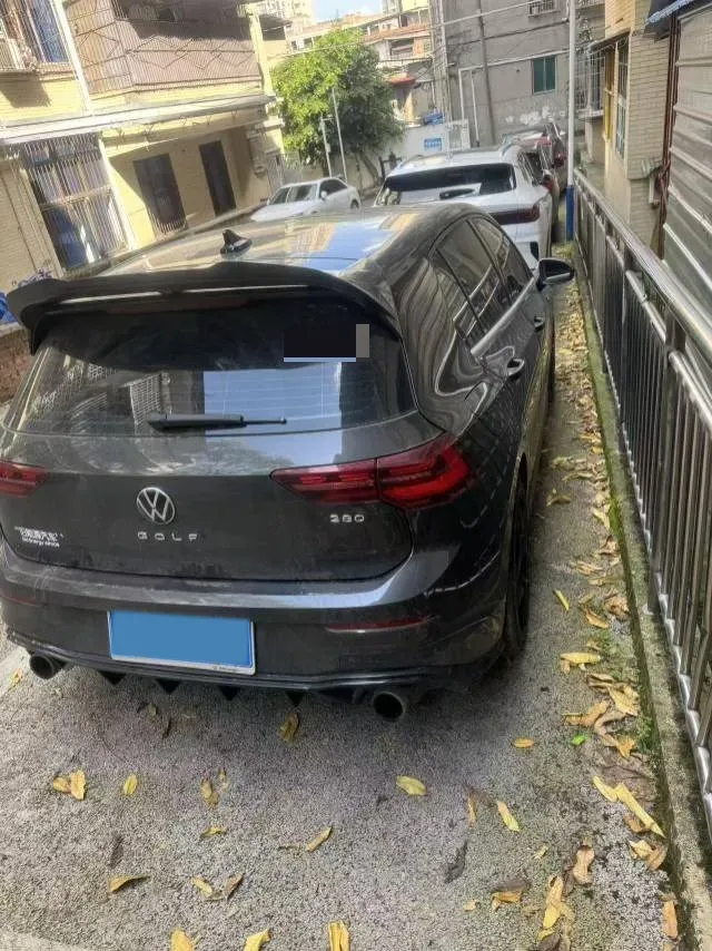 2021 Volkswagen GolfGTI 2.0T 220HP L4 7DCT,autocango,china used car exporter,china ev exporter,chinese used car exporter,chinese used ev exporter