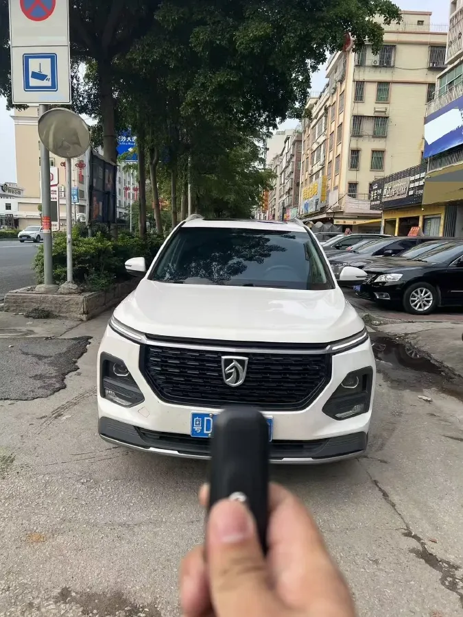 2020 BaoJun RS-3 1.5T 147HP L4 CVT,autocango,china used car exporter,china ev exporter,chinese used car exporter,chinese used ev exporter