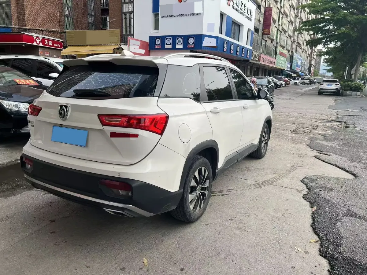 2020 BaoJun RS-3 1.5T 147HP L4 CVT,autocango,china used car exporter,china ev exporter,chinese used car exporter,chinese used ev exporter