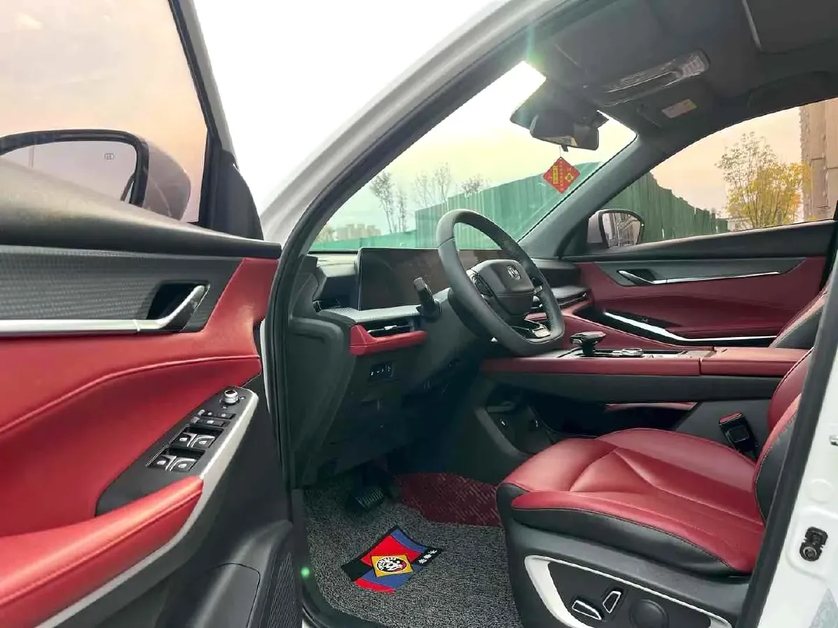 2022 ChangAn CS75 Plus 1.5T 178HP L4 6AT,autocango,china used car exporter,china ev exporter,chinese used car exporter,chinese used ev exporter