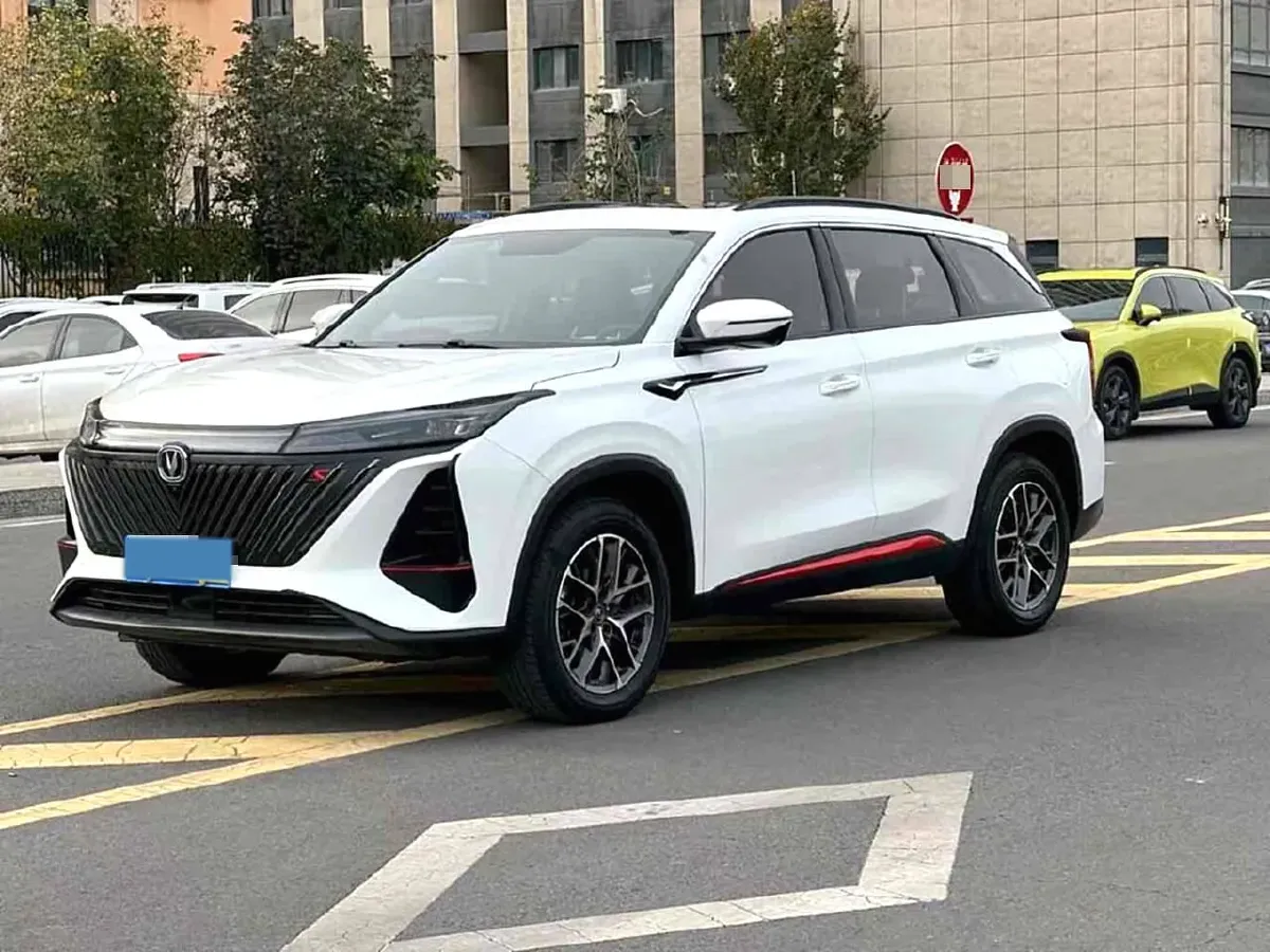 2022 ChangAn CS75 Plus 1.5T 178HP L4 6AT,autocango,china used car exporter,china ev exporter,chinese used car exporter,chinese used ev exporter