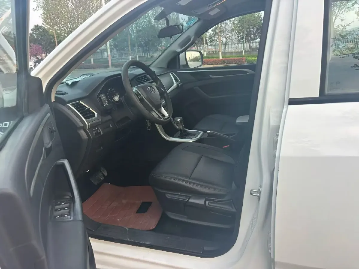 2017 MAXUS T60 2.0T 224HP L4 6AT,autocango,china used car exporter,china ev exporter,chinese used car exporter,chinese used ev exporter