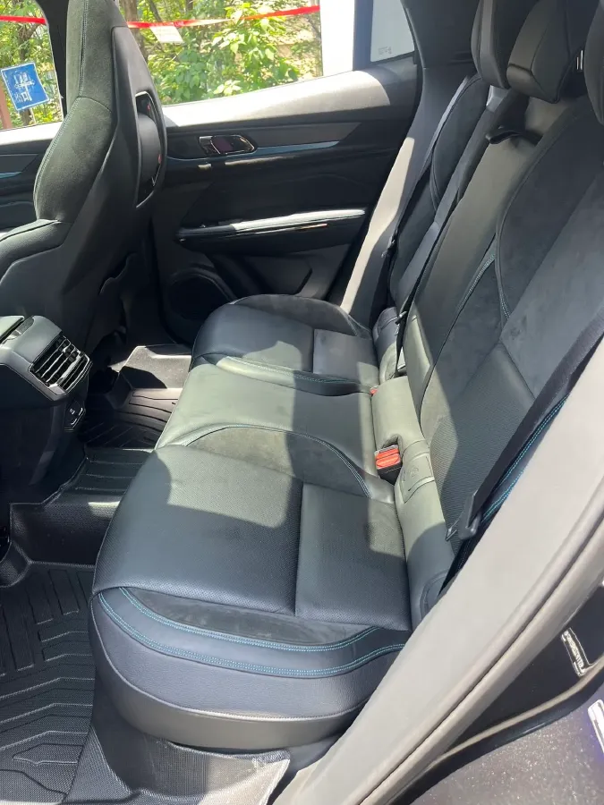 2021 Peugeot 508L 1.6T 200HP L4 8AT PHEV 12KWH,autocango,china used car exporter,china ev exporter,chinese used car exporter,chinese used ev exporter