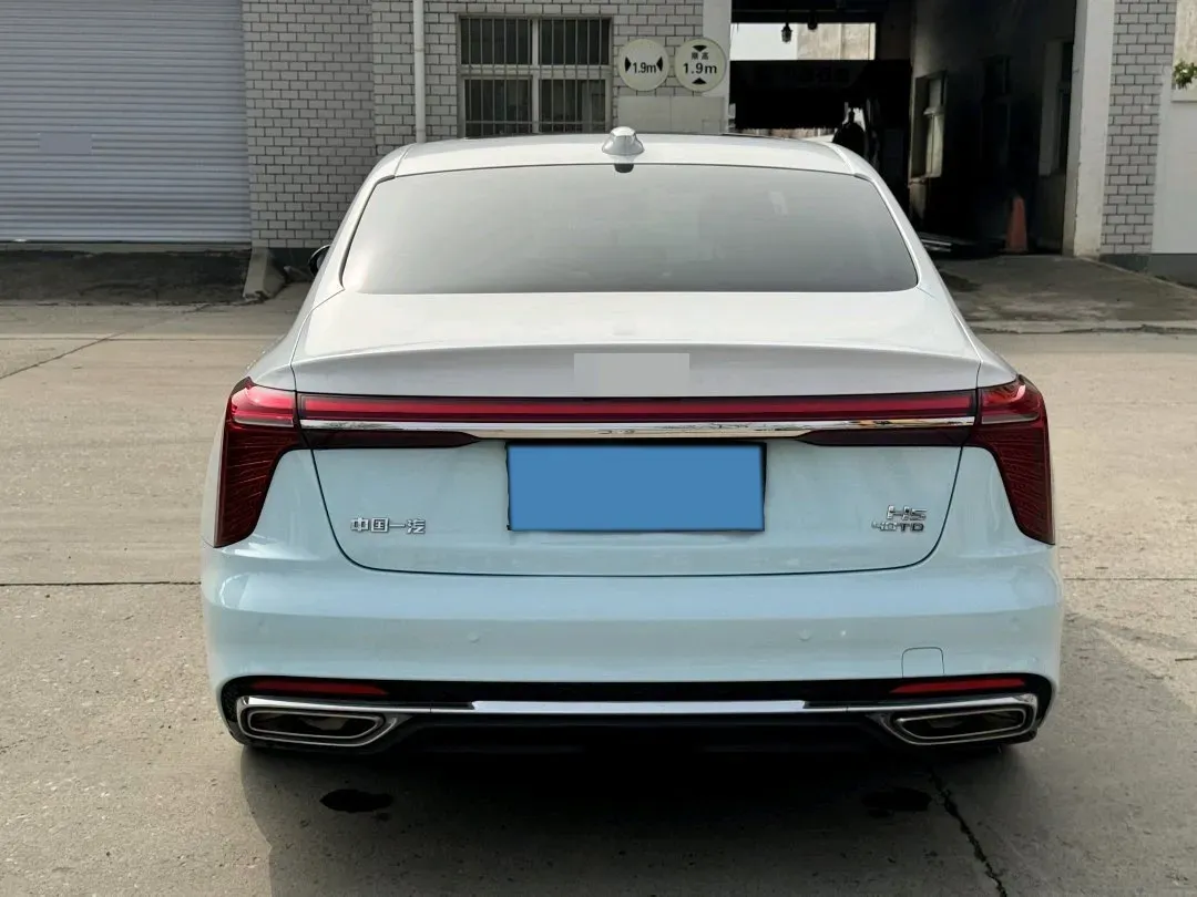 2023 HongQi H5 2.0T 224HP L4 8AT,autocango,china used car exporter,china ev exporter,chinese used car exporter,chinese used ev exporter
