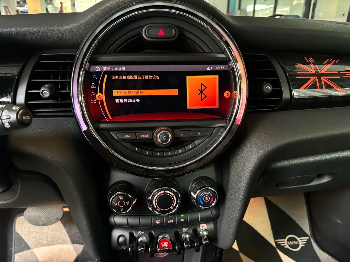 2021 MINI MINI 1.5T 136HP L3 7DCT,autocango,china used car exporter,china ev exporter,chinese used car exporter,chinese used ev exporter