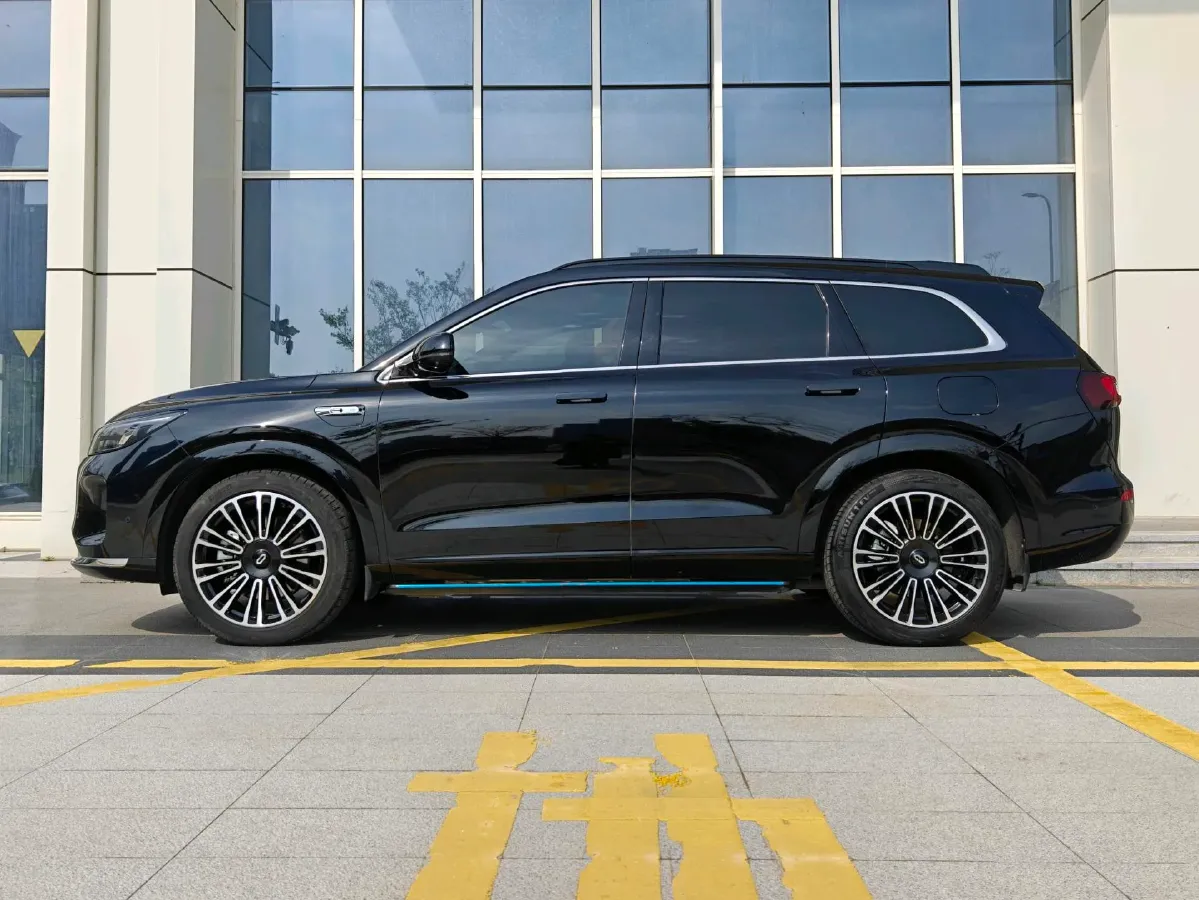 2024 AITO AITO M7 1.5T 152HP L4 REEV 42KWH,autocango,china used car exporter,china ev exporter,chinese used car exporter,chinese used ev exporter