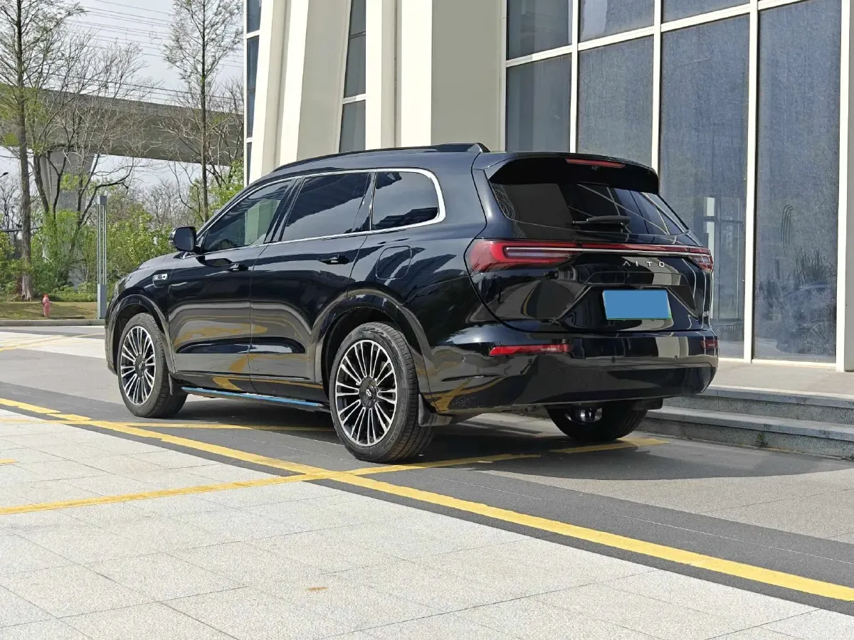 2024 AITO AITO M7 1.5T 152HP L4 REEV 42KWH,autocango,china used car exporter,china ev exporter,chinese used car exporter,chinese used ev exporter