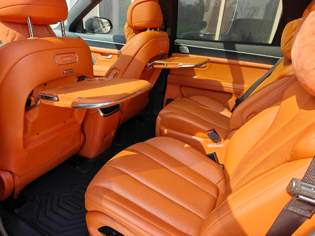 2024 AITO AITO M7 1.5T 152HP L4 REEV 42KWH,autocango,china used car exporter,china ev exporter,chinese used car exporter,chinese used ev exporter