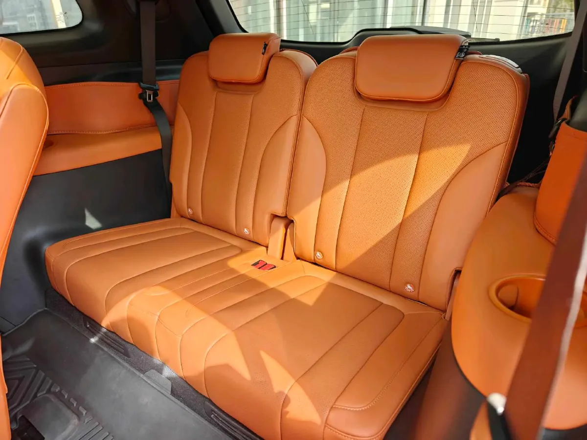 2024 AITO AITO M7 1.5T 152HP L4 REEV 42KWH,autocango,china used car exporter,china ev exporter,chinese used car exporter,chinese used ev exporter