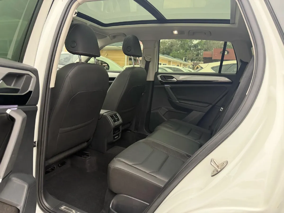 2020 Volkswagen Tayron 2.0T 186HP L4 7DCT,autocango,china used car exporter,china ev exporter,chinese used car exporter,chinese used ev exporter