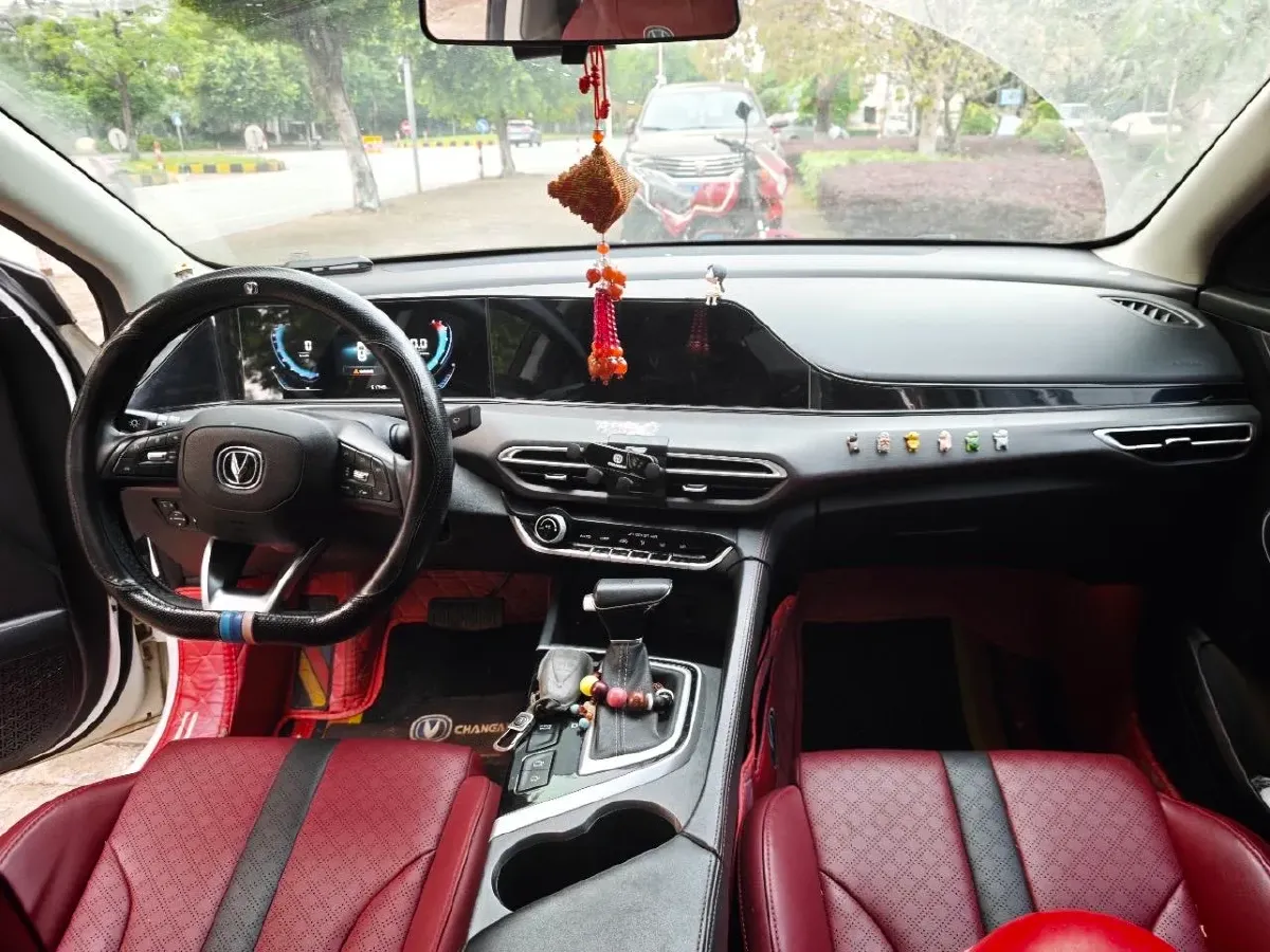 2021 ChangAn Eado 1.4T 160HP L4 7DCT,autocango,china used car exporter,china ev exporter,chinese used car exporter,chinese used ev exporter