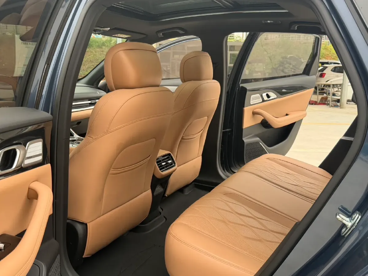 2025 Geely Galaxy A7 1.5L 112HP L4 1DHT PHEV,autocango,china used car exporter,china ev exporter,chinese used car exporter,chinese used ev exporter