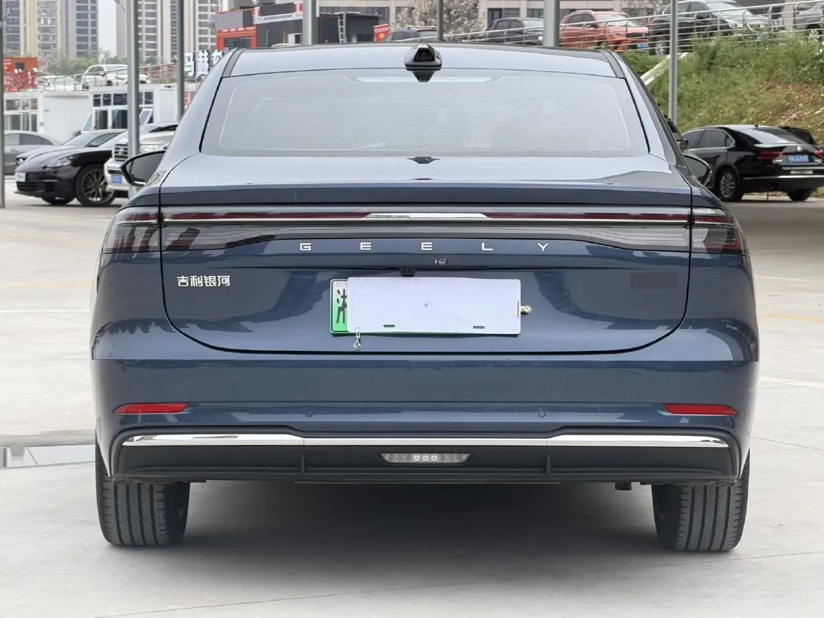 2025 Geely Galaxy A7 1.5L 112HP L4 1DHT PHEV,autocango,china used car exporter,china ev exporter,chinese used car exporter,chinese used ev exporter