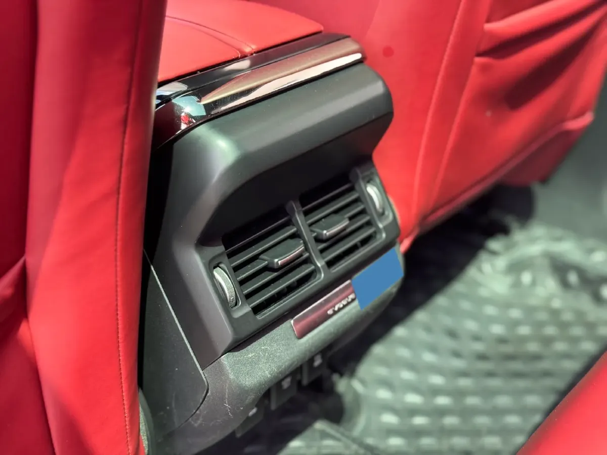 2020 Land Rover Range Rover Evoque 2.0T 249HP L4 9AT,autocango,china used car exporter,china ev exporter,chinese used car exporter,chinese used ev exporter