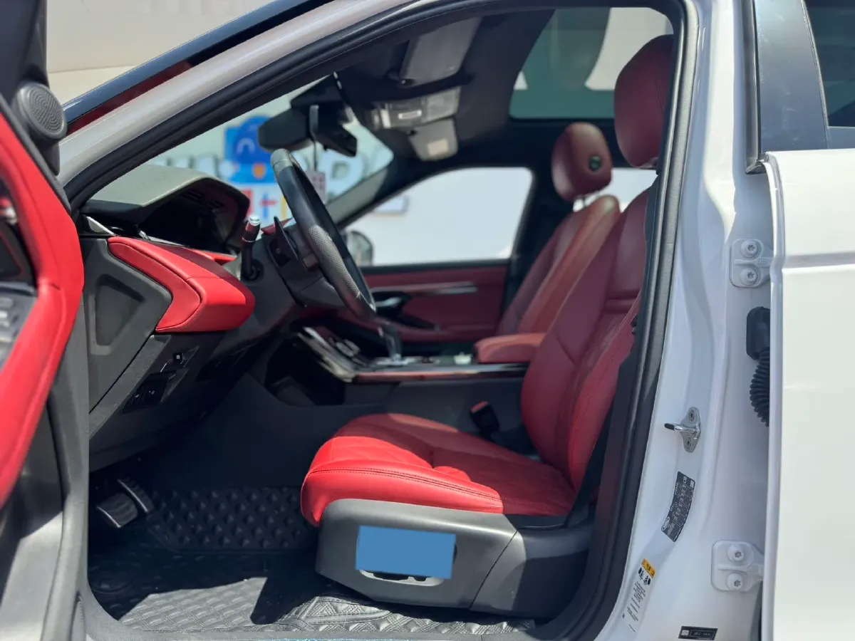 2020 Land Rover Range Rover Evoque 2.0T 249HP L4 9AT,autocango,china used car exporter,china ev exporter,chinese used car exporter,chinese used ev exporter