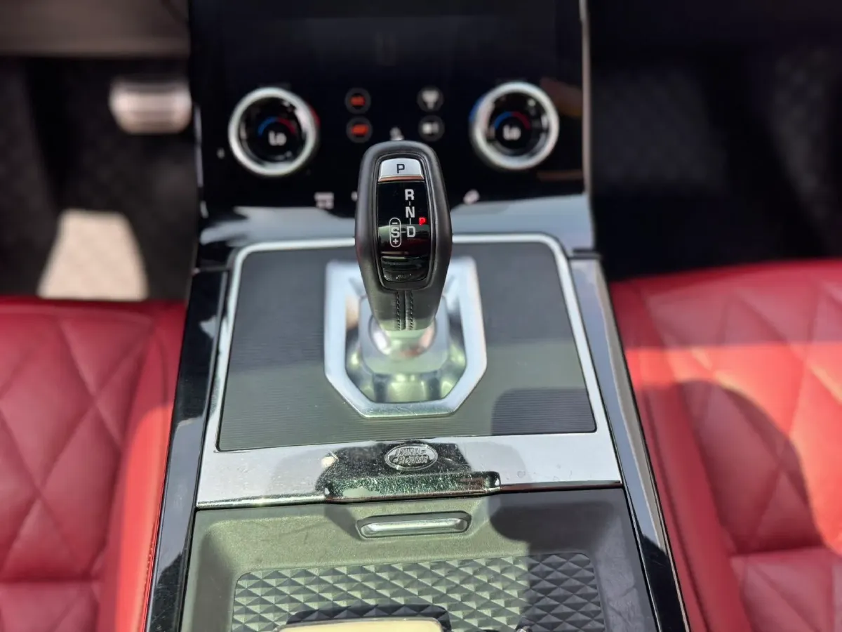 2020 Land Rover Range Rover Evoque 2.0T 249HP L4 9AT,autocango,china used car exporter,china ev exporter,chinese used car exporter,chinese used ev exporter