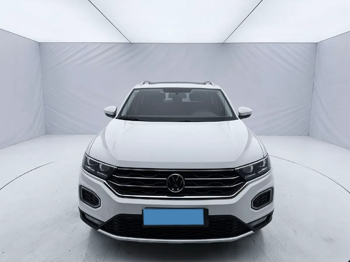2021 Volkswagen T-Roc 1.4T 150HP L4 7DCT,autocango,china used car exporter,china ev exporter,chinese used car exporter,chinese used ev exporter