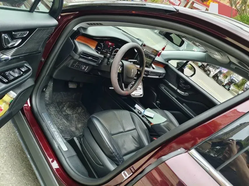 2021 Lincoln Corsair 2.0T 245HP L4 8AT,autocango,china used car exporter,china ev exporter,chinese used car exporter,chinese used ev exporter