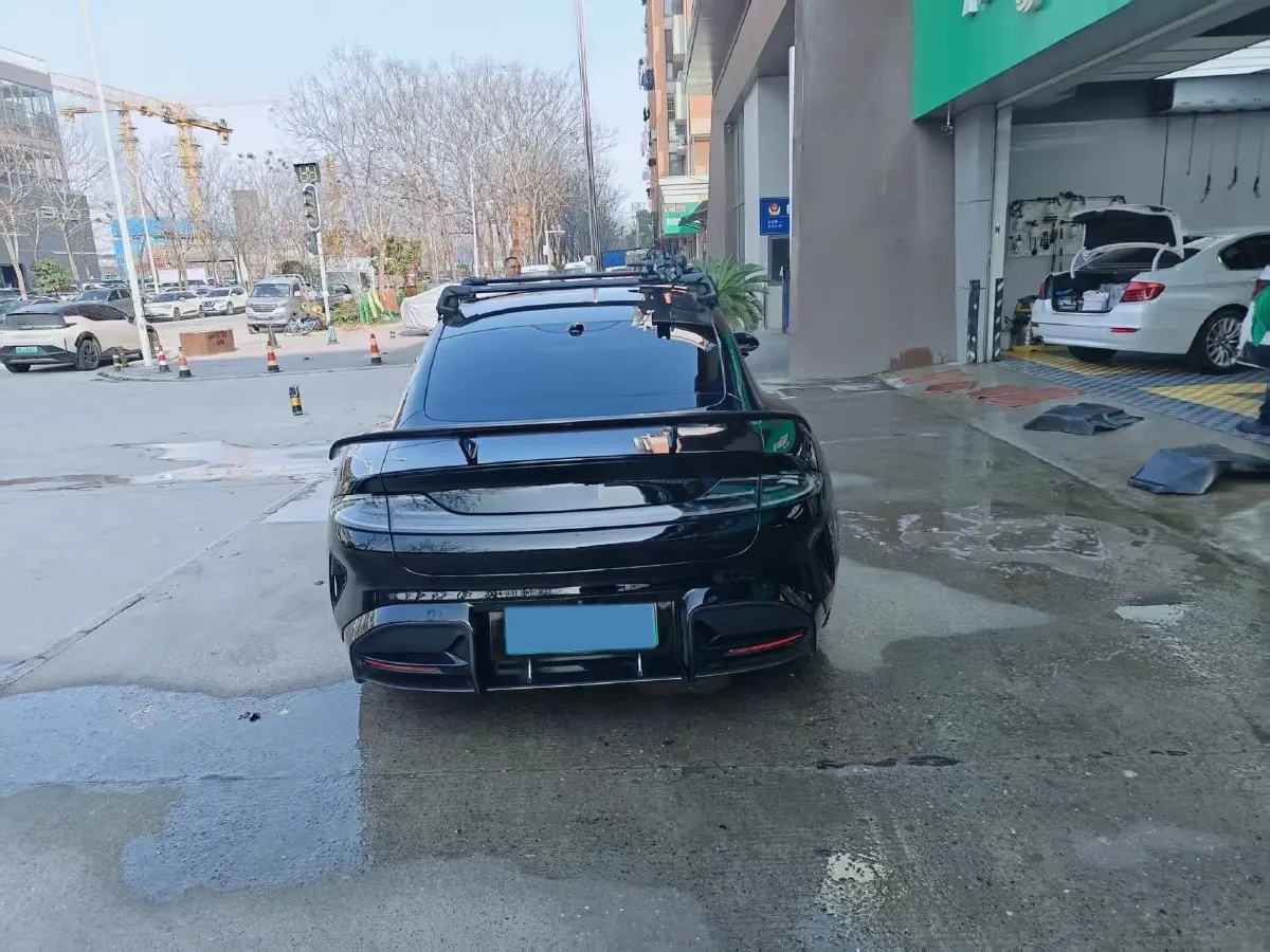 2025 MI SU7 Ultra BEV 93.7KWH,autocango,china used car exporter,china ev exporter,chinese used car exporter,chinese used ev exporter