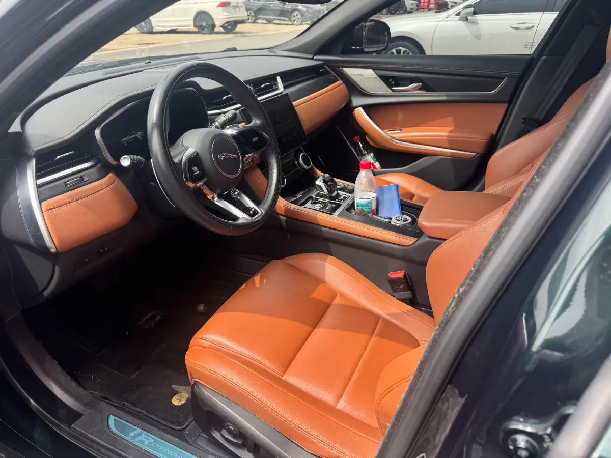 2023 Jaguar XFL 2.0T 250HP L4 8AT,autocango,china used car exporter,china ev exporter,chinese used car exporter,chinese used ev exporter