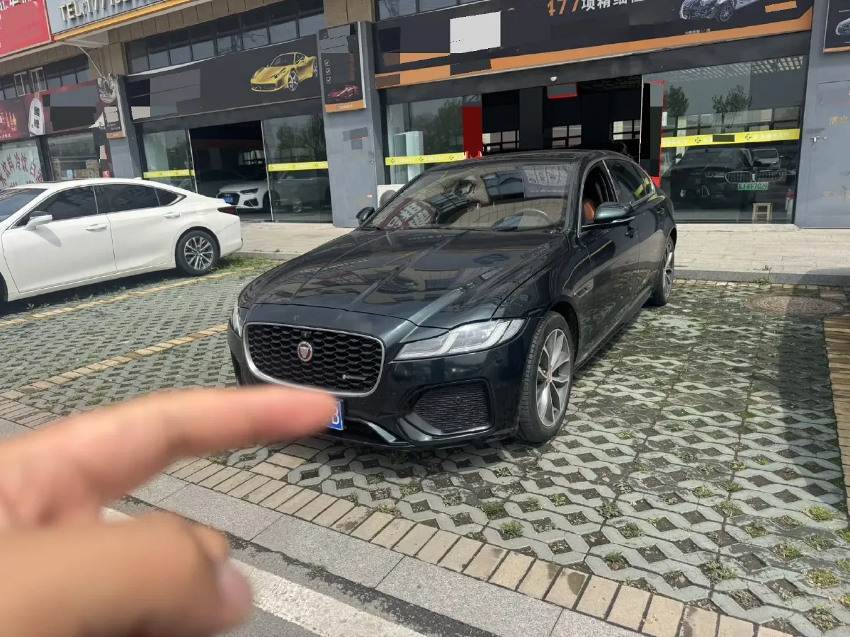 2023 Jaguar XFL 2.0T 250HP L4 8AT,autocango,china used car exporter,china ev exporter,chinese used car exporter,chinese used ev exporter
