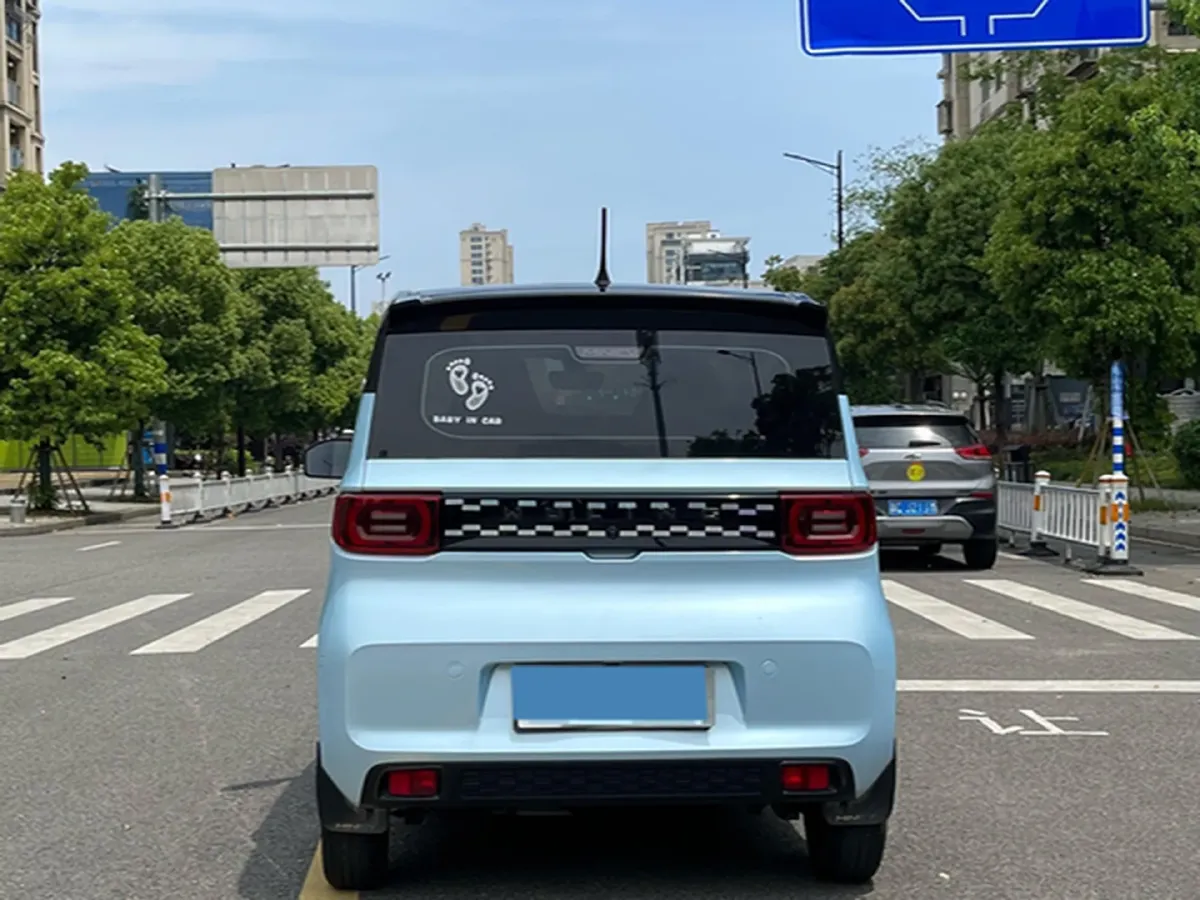 2021 WuLing HongGuang MINI EV BEV 13.9KWH,autocango,china used car exporter,china ev exporter,chinese used car exporter,chinese used ev exporter