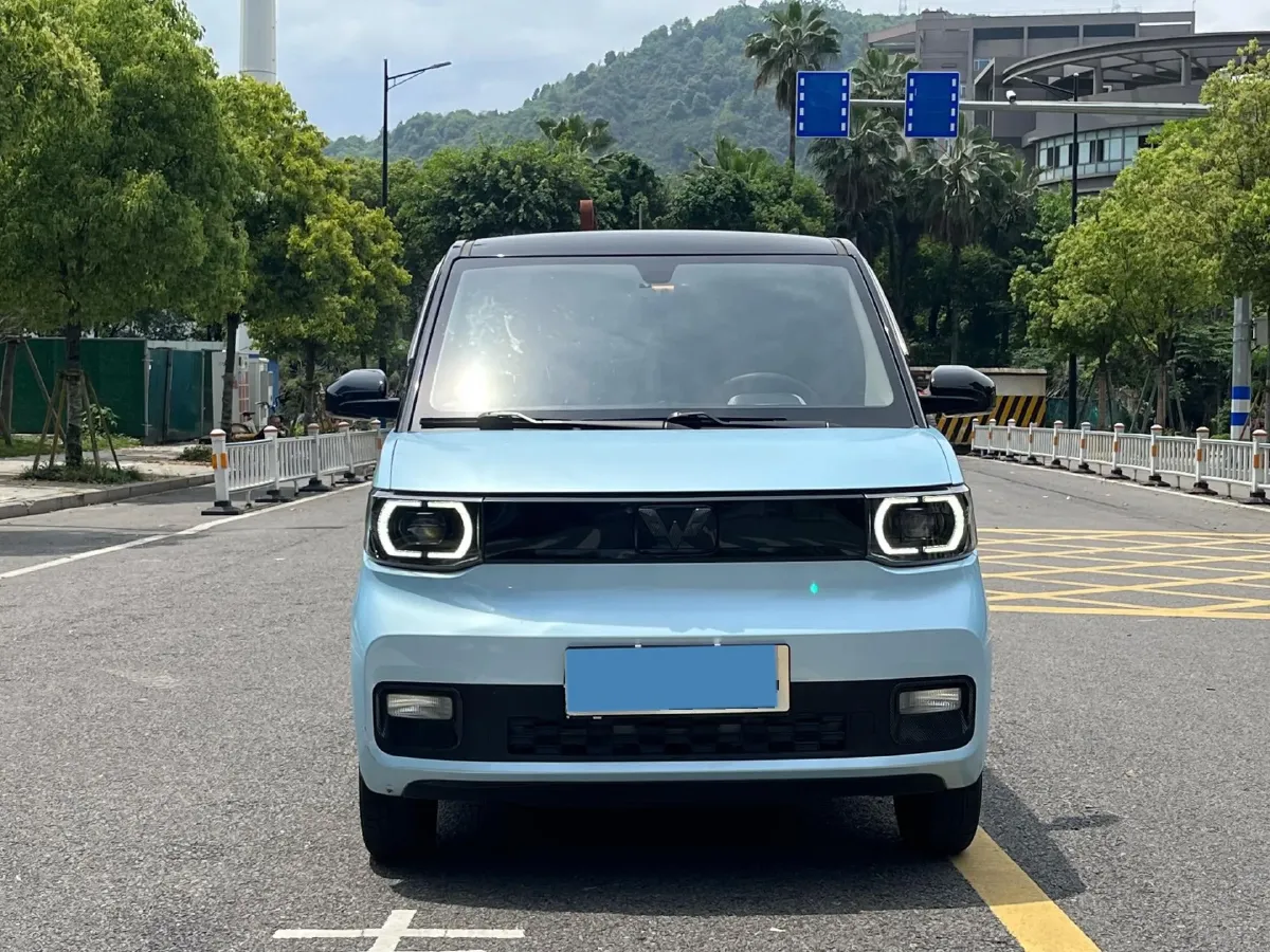2021 WuLing HongGuang MINI EV BEV 13.9KWH,autocango,china used car exporter,china ev exporter,chinese used car exporter,chinese used ev exporter